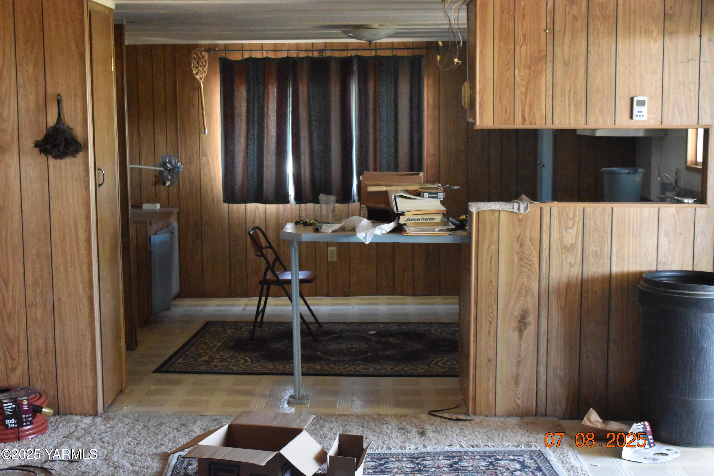 9950 Pumphouse Road Toppenish, WA 98948 - Photo 2 of 17 a view of kitchen with furniture and a window