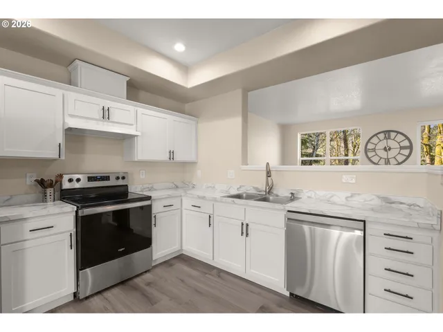 $450,000 | 13193 Southwest Raptor Place, Tigard, OR 97223