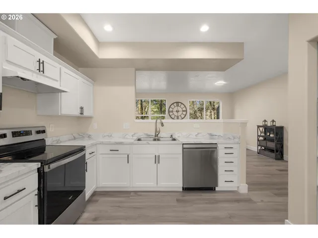 $450,000 | 13193 Southwest Raptor Place, Tigard, OR 97223