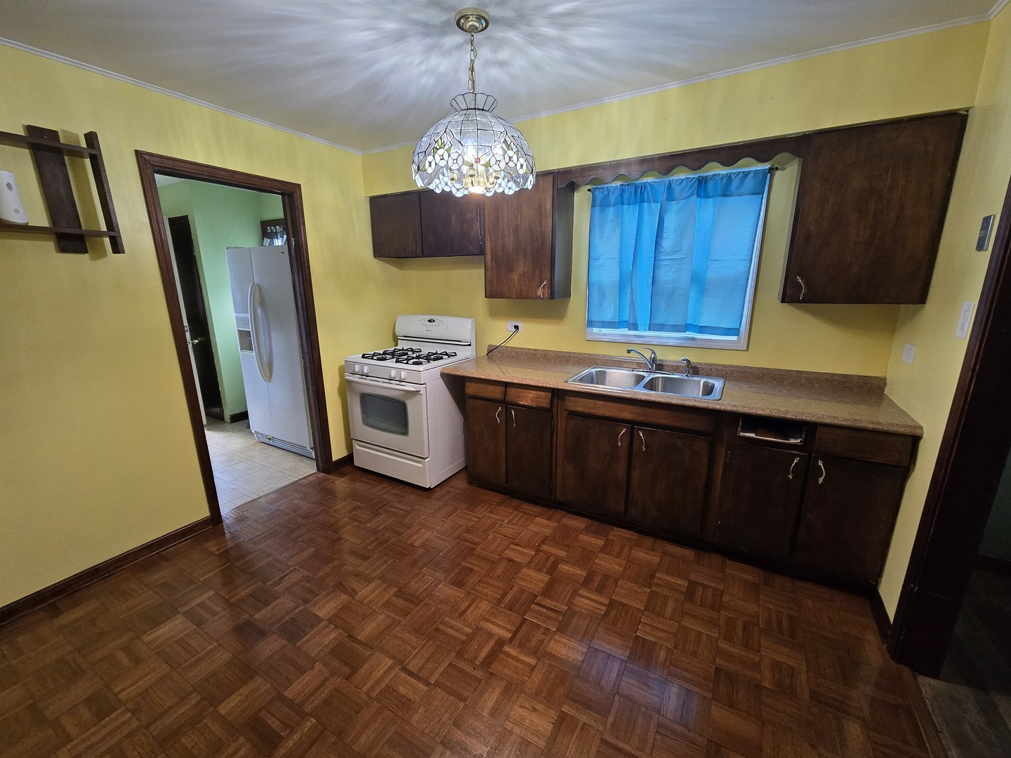 15045 Springfield Avenue Midlothian, IL 60445 - Photo 5 of 19 Gallery Image 5