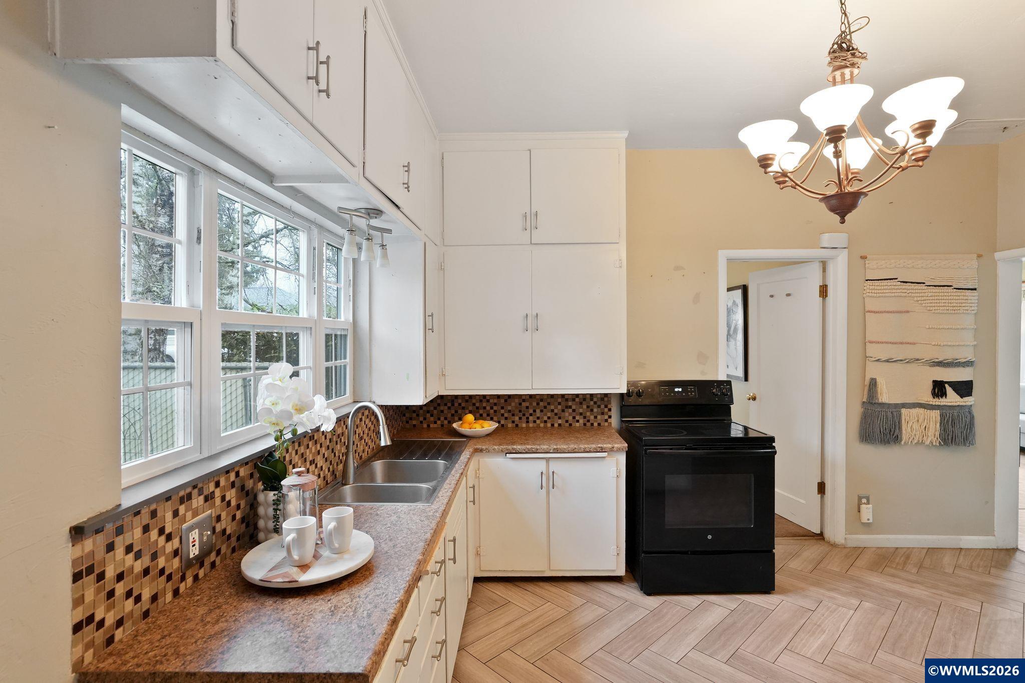 612 Walnut Street Lebanon, OR 97355 - Photo 14 of 31 Gallery Image 14