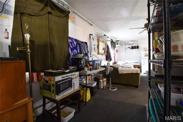 $99,999 | 404 School Street, Wilsonville, IL 62093