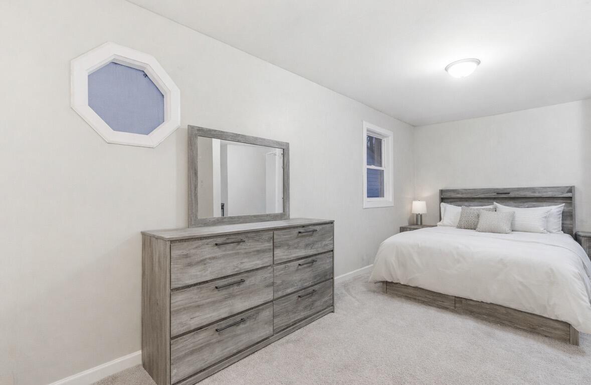 2901 New York Street Lake Station, IN 46405 - Photo 5 of 12 1179x769