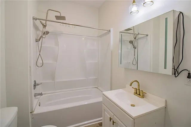 $234,900 | 432 East Market Street, Warrensburg, MO 64093