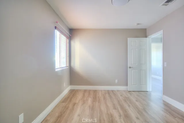 a view of livingroom with seating space