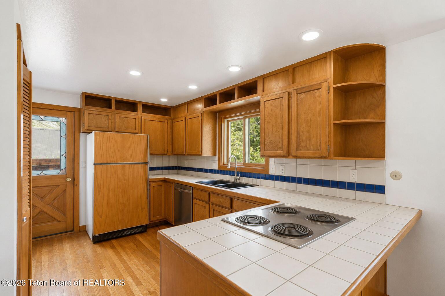 270 North Bar Y Road Jackson, WY 83001 - Photo 10 of 40 Kitchen