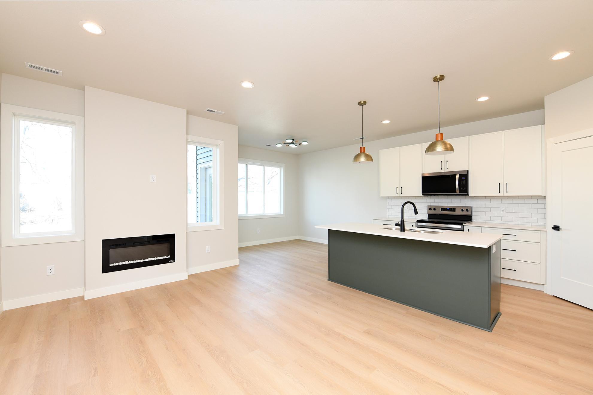 804 7th Street North Fargo, ND 58102 - Photo 8 of 27