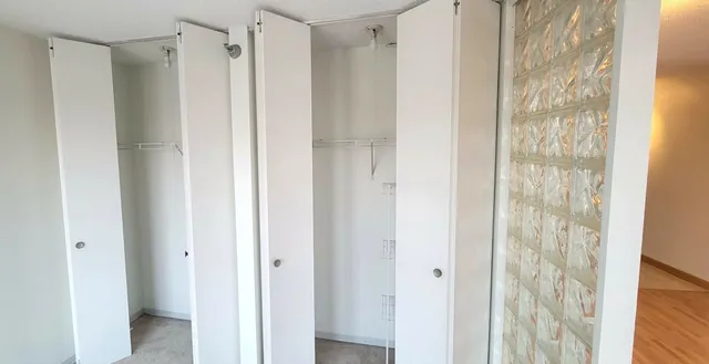 $2,350 | 1212 North LaSalle Street, Unit 2204, Chicago, IL 60610