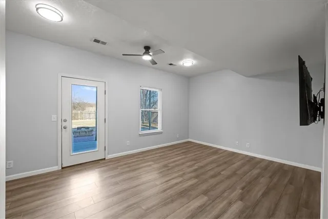 $370,000 | 15614 Pebble Terrace, Basehor, KS 66007