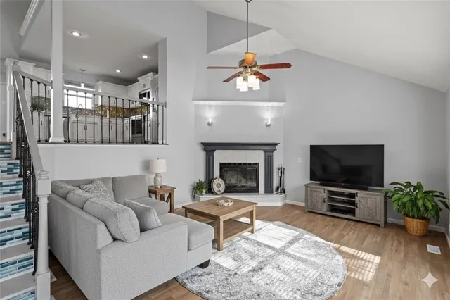 $370,000 | 15614 Pebble Terrace, Basehor, KS 66007