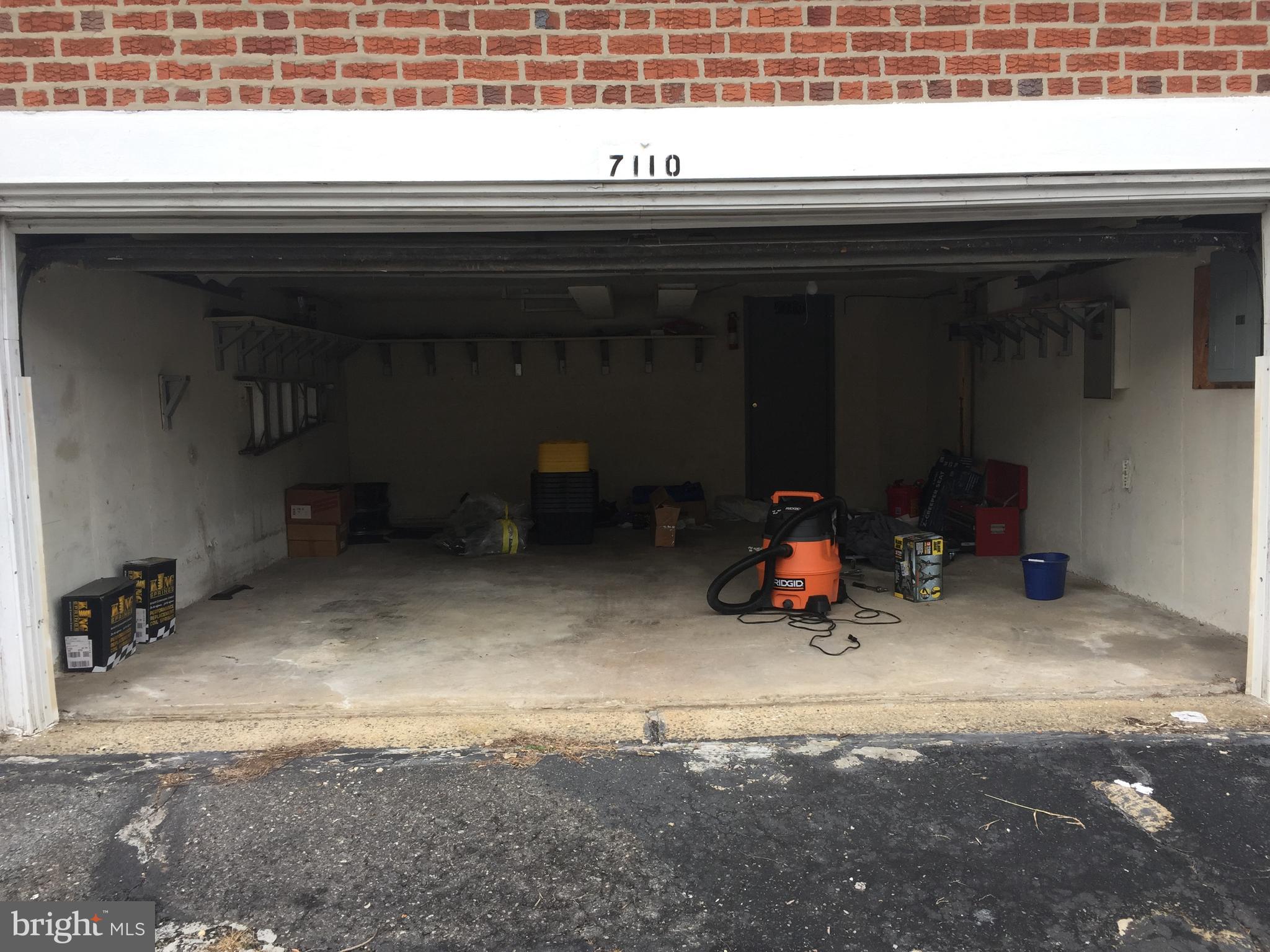 7110 Clinton Road Upper Darby, PA 19082 - Photo 9 of 10