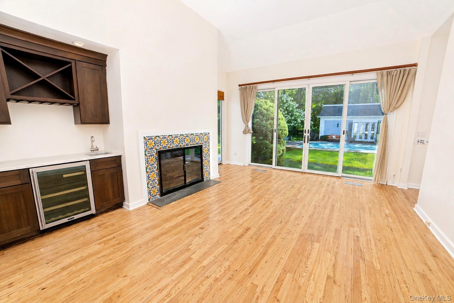 704 Short Beach Road St. James, NY 11780 - Photo 9 of 20 Gallery Image 9