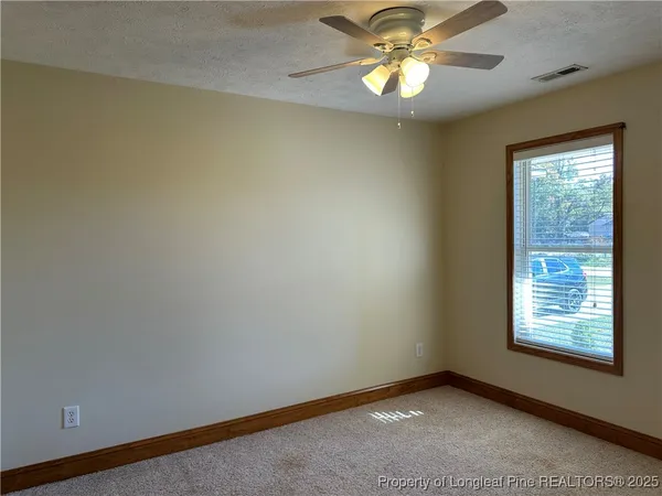 $1,900 | 1935 Sunshine Court, Hope Mills, NC 28348