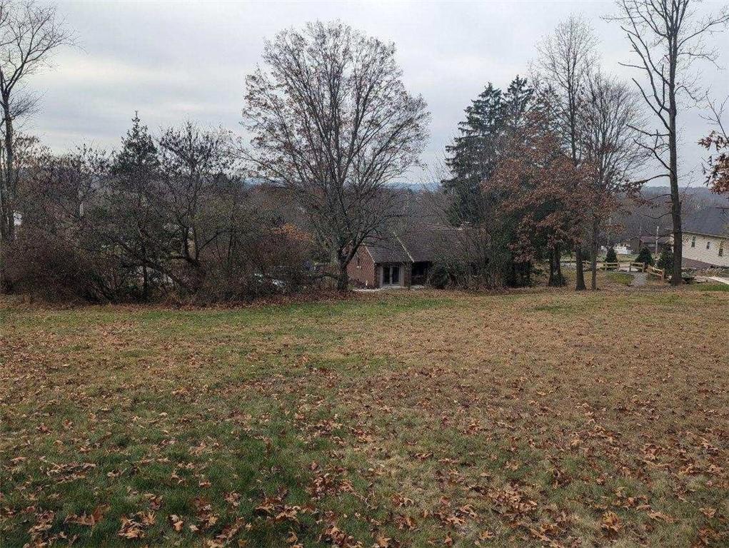 697 Bairdford Road Tarentum, PA 15084 - Photo 3 of 27 Gallery Image 3