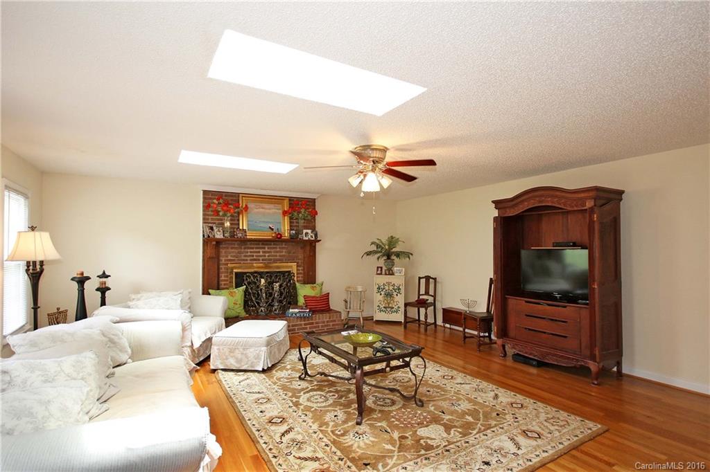 2905 Valley Farm Road Waxhaw, NC 28173 - Photo 7 of 24 Gallery Image 7