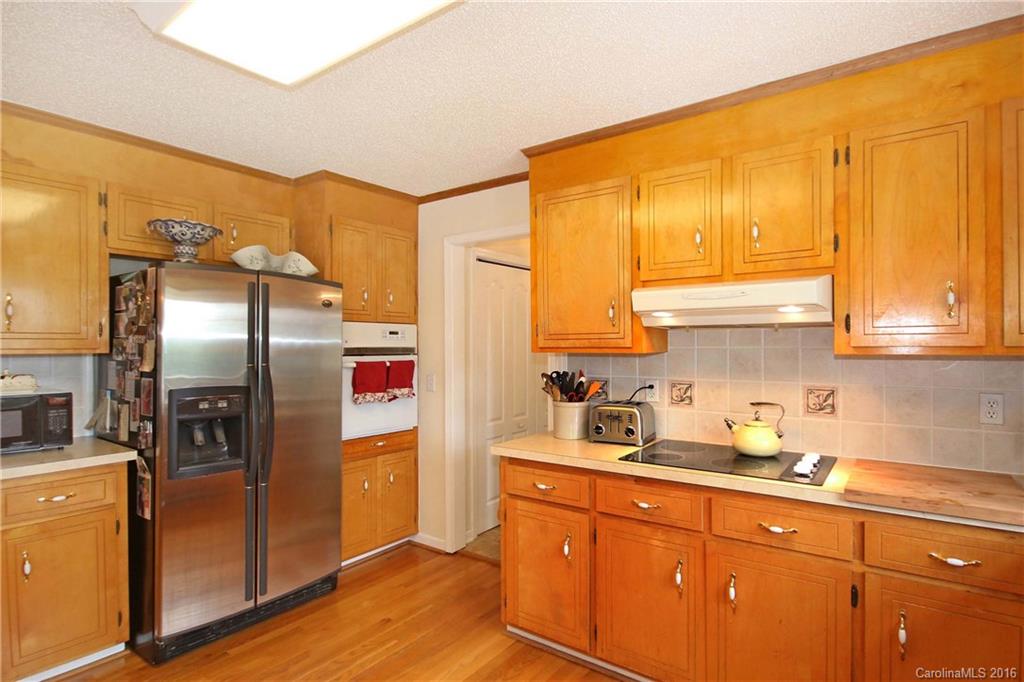 2905 Valley Farm Road Waxhaw, NC 28173 - Photo 10 of 24 Gallery Image 10