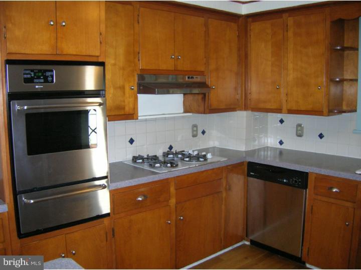 6 Rudner Avenue Hamilton, NJ 08619 - Photo 3 of 17 Kitchen