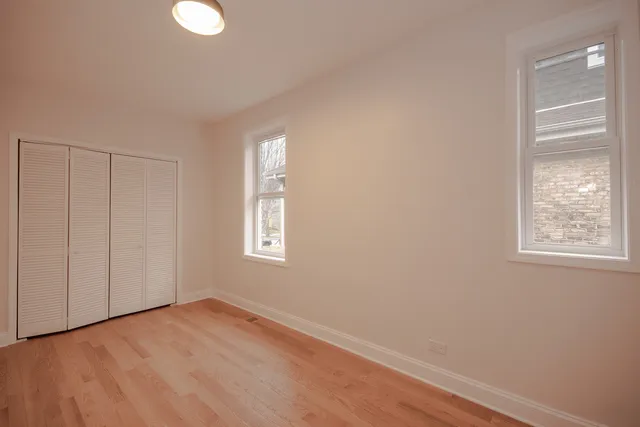 a view of empty room with window