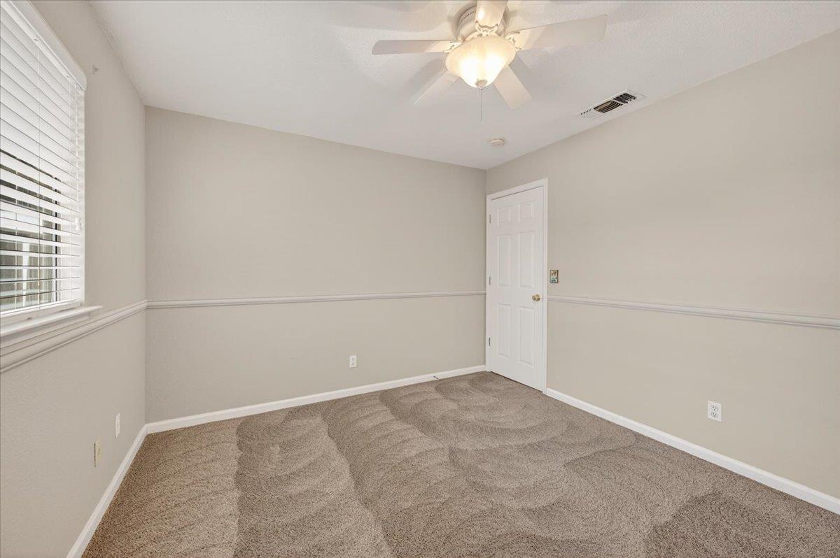 2375 Fallbrook Avenue Clovis, CA 93611 - Photo 15 of 34