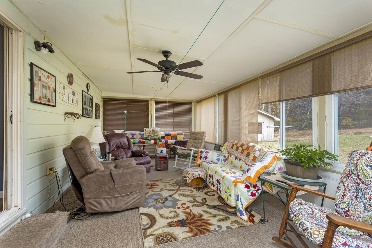 12226 North Nopone Valley Road Decatur, TN 37322 - Photo 30 of 44 nvp34