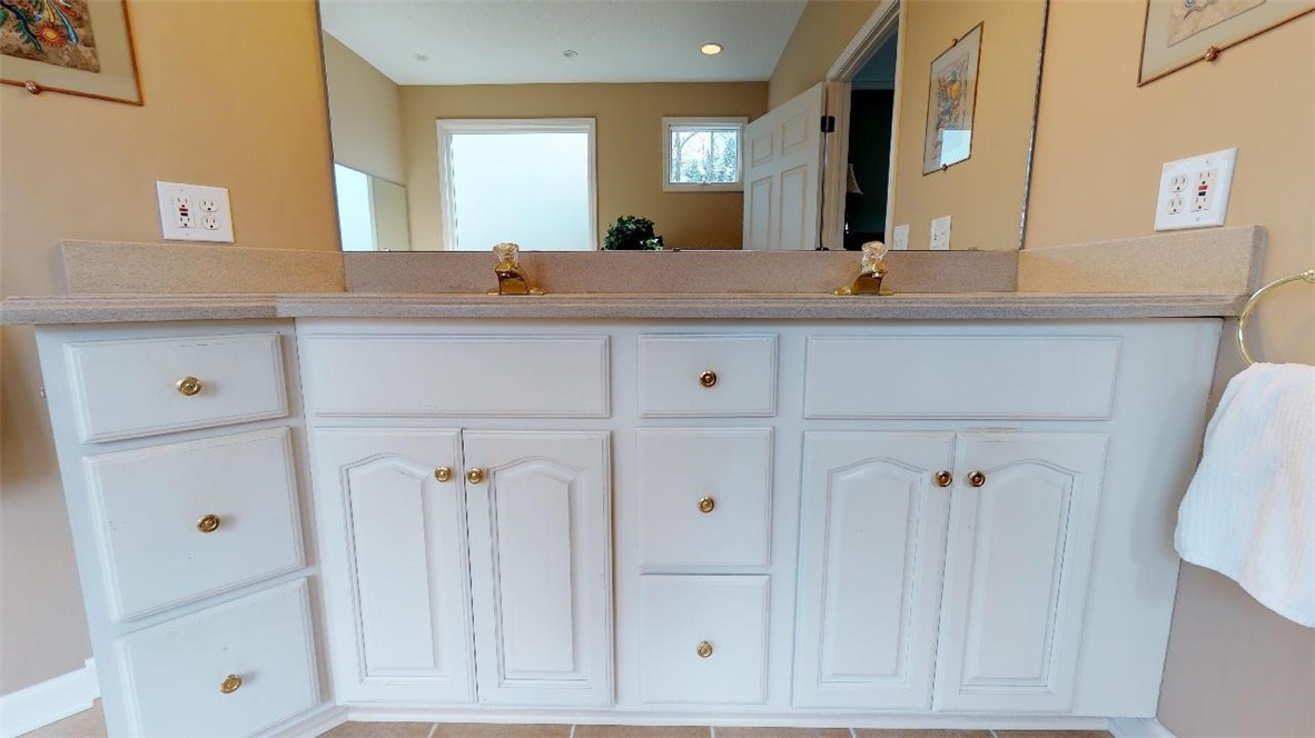 15103 Beacon Ridge Drive Seneca, SC 29678 - Photo 19 of 46 Master Bath/Double Sinks