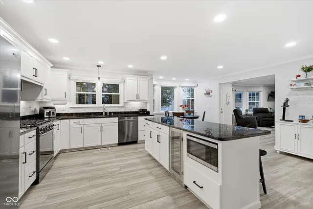 $1,245,000 | 304 Sussex Circle, Noblesville, IN 46062