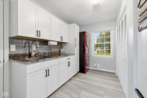 $1,295,000 | 304 Sussex Circle, Noblesville, IN 46062