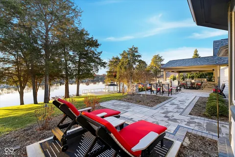 $1,295,000 | 304 Sussex Circle, Noblesville, IN 46062