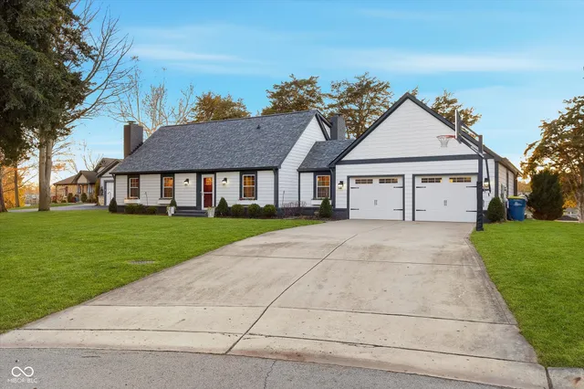 $1,245,000 | 304 Sussex Circle, Noblesville, IN 46062