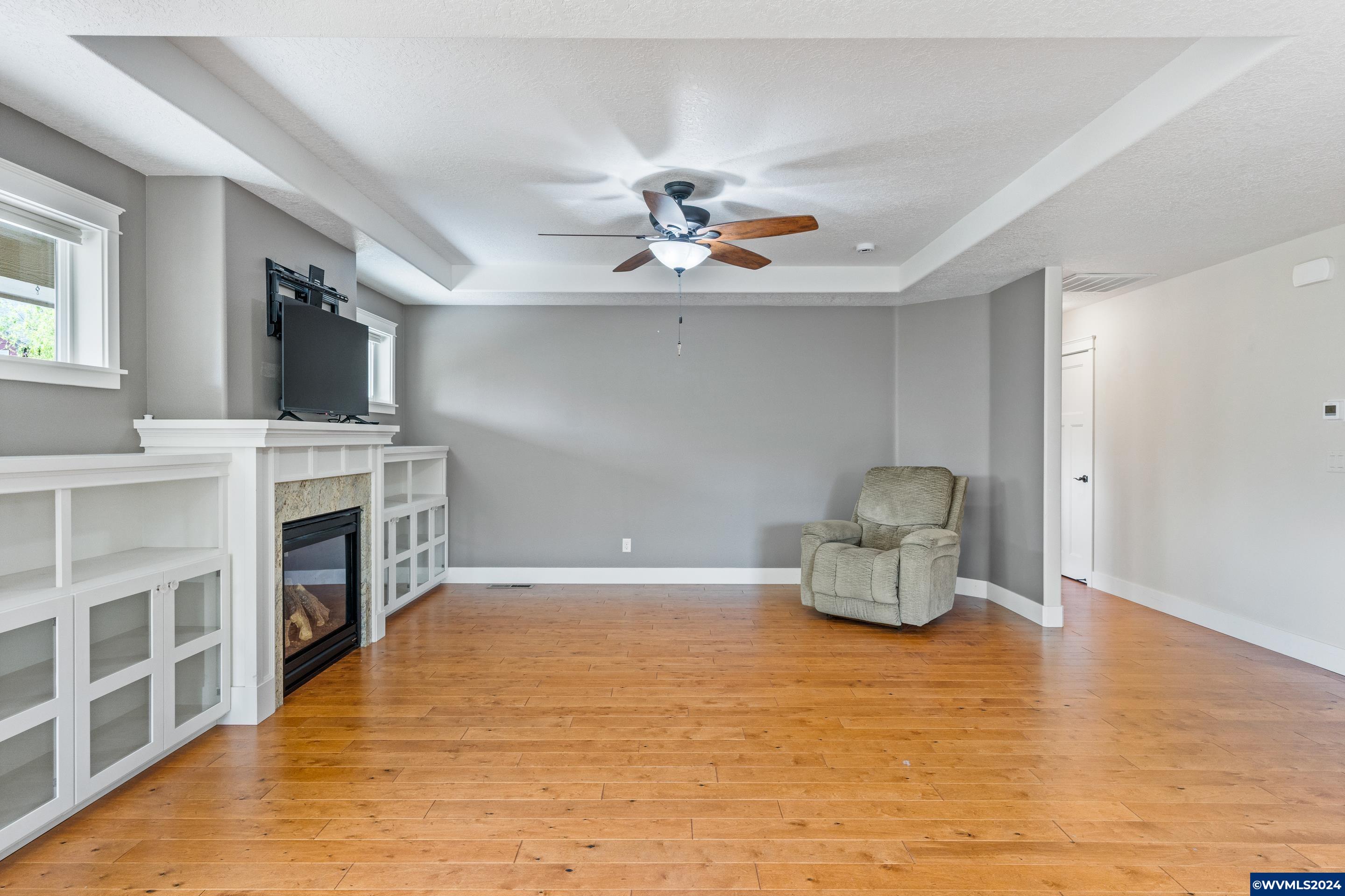 305 Northwest Reed Lane Dallas, OR 97338 - Photo 10 of 35