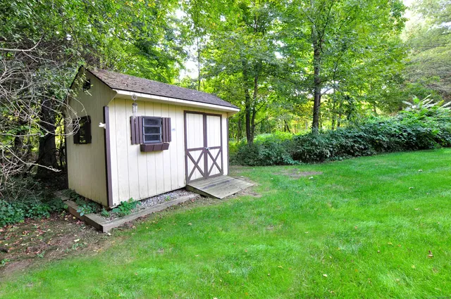 $625,000 | 24 Maplewood Drive, New Milford, CT 06776