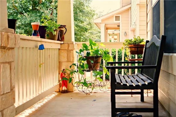 $2,125 | 10504 Wylie Drive, Unit 277, Austin, TX 78748