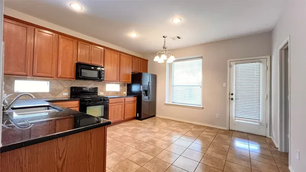 $2,125 | 10504 Wylie Drive, Unit 277, Austin, TX 78748