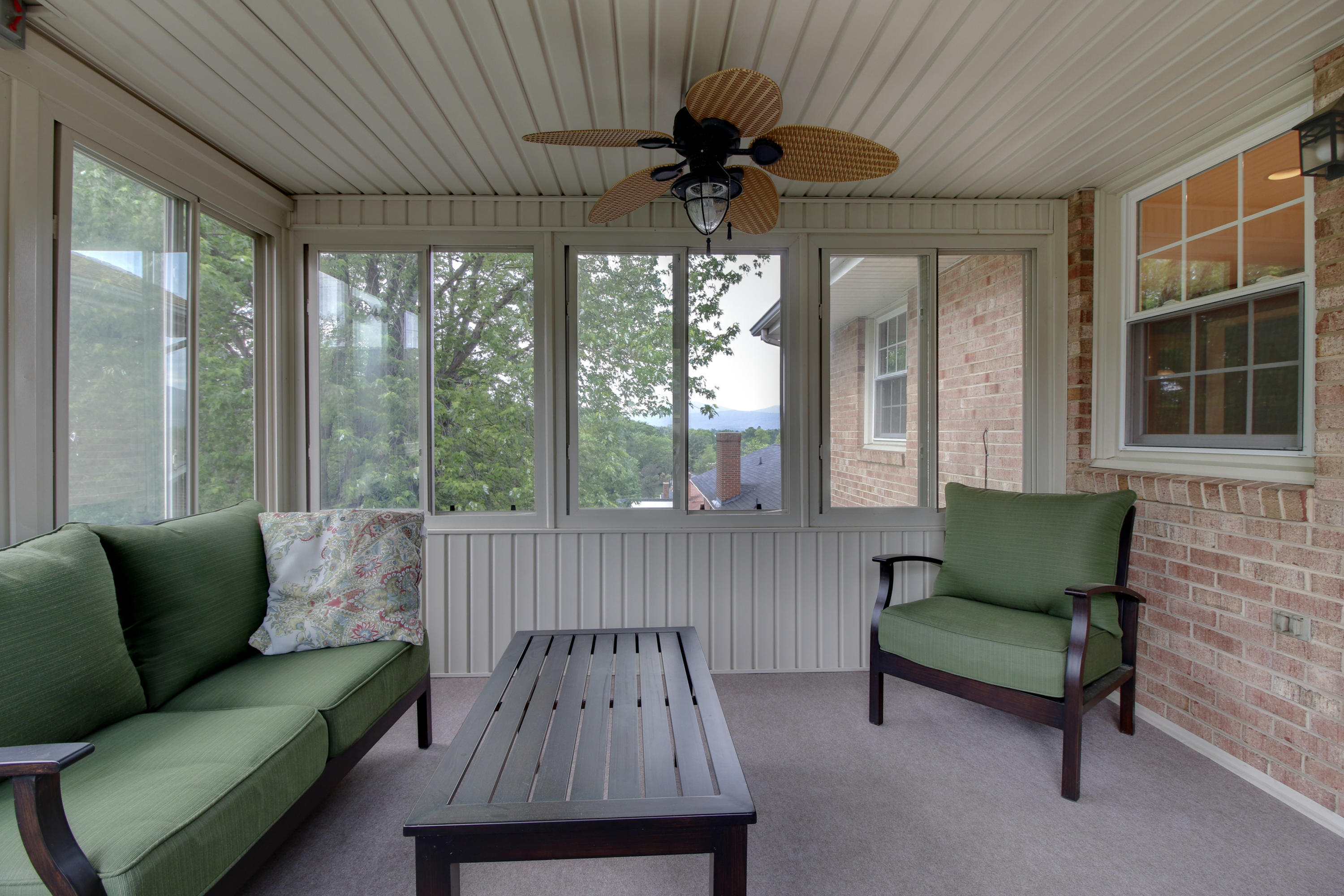 6704 Trevilian Road Roanoke, VA 24019 - Photo 21 of 46 a living room with furniture and a window