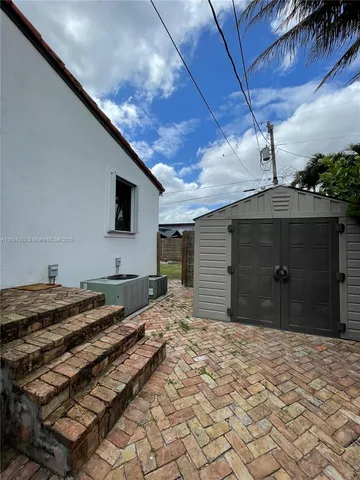 $4,700 | 8301 Southwest 27th Terrace, Miami, FL 33155