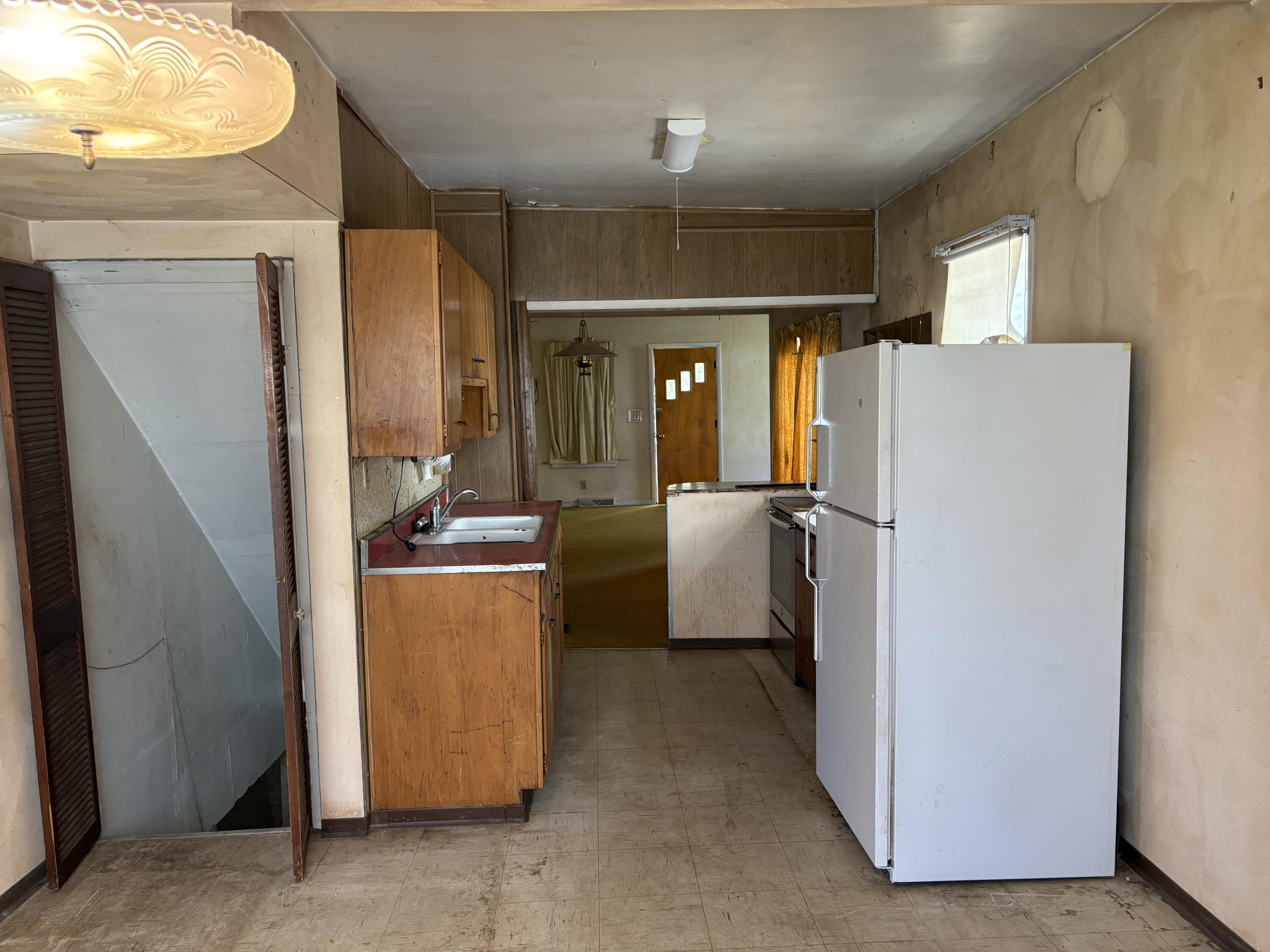 1909 Bell Road Niles, MI 49120 - Photo 5 of 21 IMG_4643