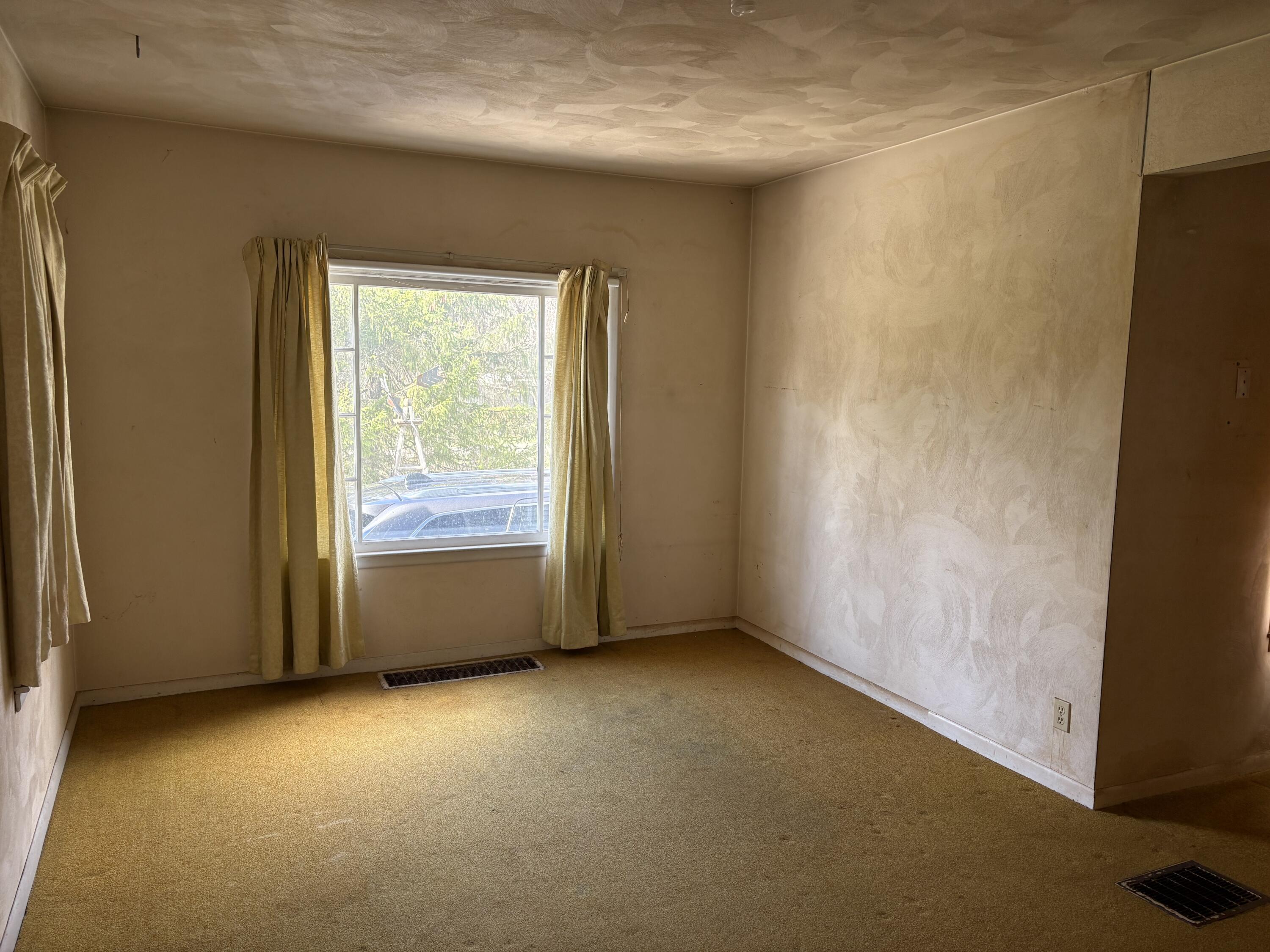 1909 Bell Road Niles, MI 49120 - Photo 10 of 21 IMG_4637