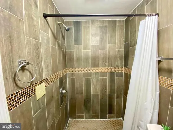 $5,100 | 3215 Summer Street, Philadelphia, PA 19104