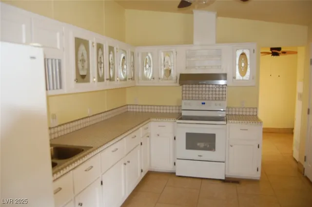 $1,750 | 3641 West Windsong Lane, Pahrump, NV 89048