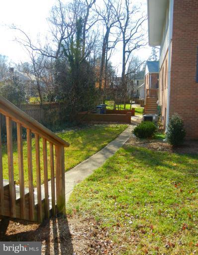 8413 Riverside Road Alexandria, VA 22308 - Photo 6 of 28 a view of swimming pool from a yard