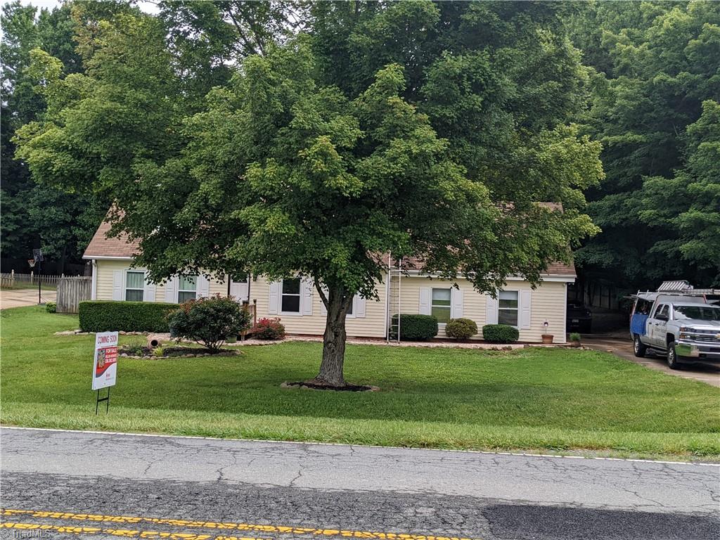 633 McGregor Road Winston-Salem, NC 27103 - Photo 1 of 31 Gallery Image 1