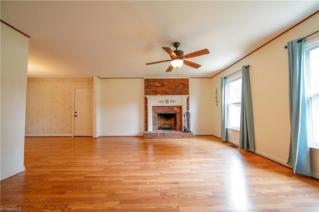 633 McGregor Road Winston-Salem, NC 27103 - Photo 7 of 31 Gallery Image 7