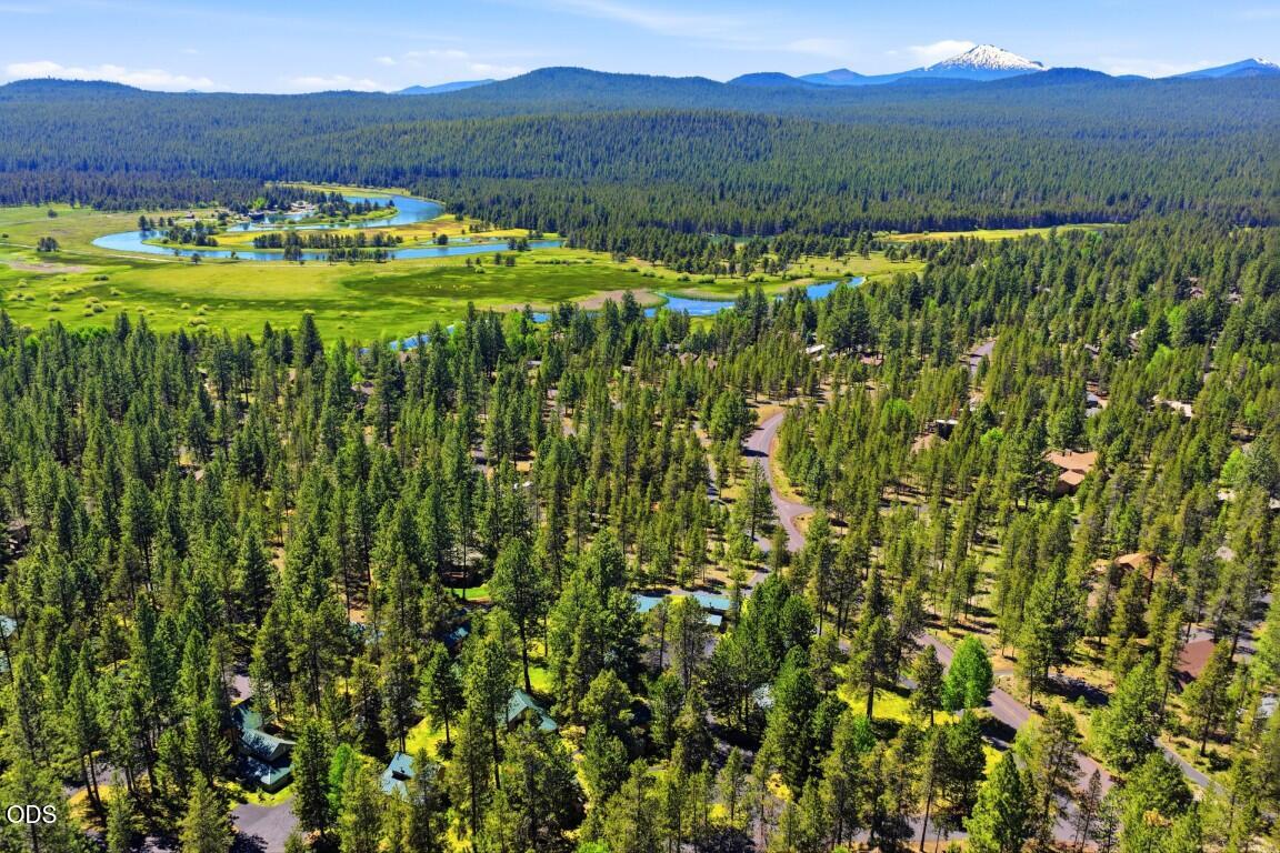 57569 Ranch Cabin Road, Unit 1 Sunriver, OR 97707 - Photo 33 of 34