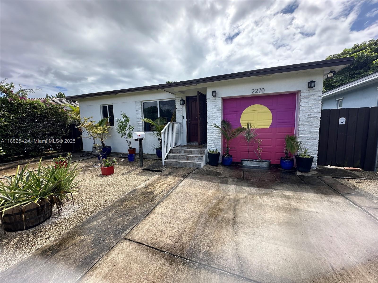 a view of outdoor space