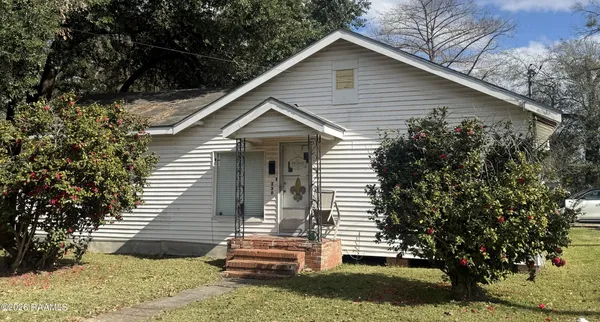 $64,500 | 300 Boudreaux Street, Eunice, LA 70535