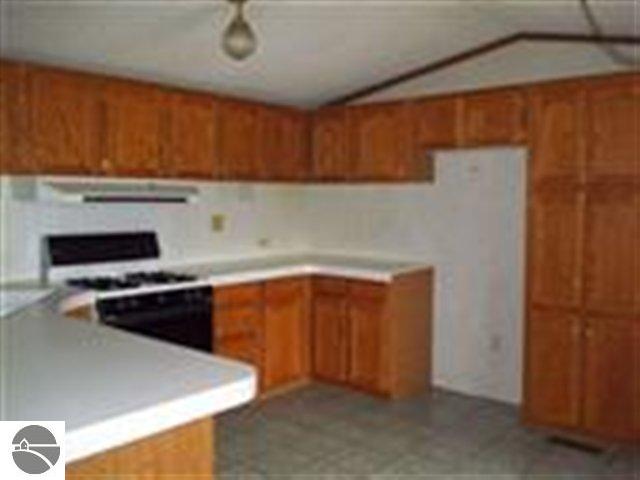 2313 West 18 Road Mesick, MI 49668 - Photo 7 of 14 1739646-6.JPG