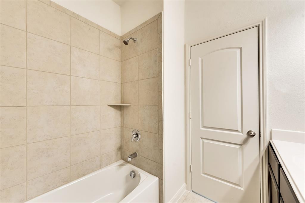 905 Summer Stream Road Denton, TX 76207 - Photo 13 of 14