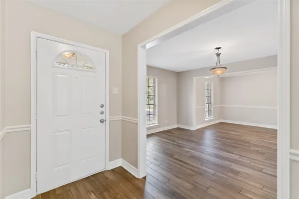 $2,100 | 25814 Leafywood Drive, Spring, TX 77386