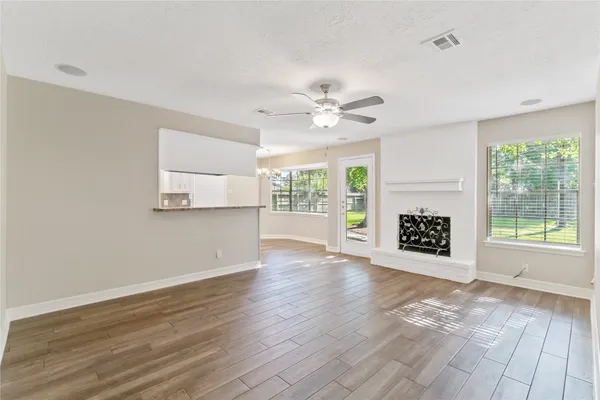 $2,100 | 25814 Leafywood Drive, Spring, TX 77386