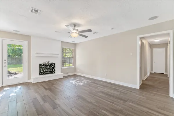 $2,100 | 25814 Leafywood Drive, Spring, TX 77386